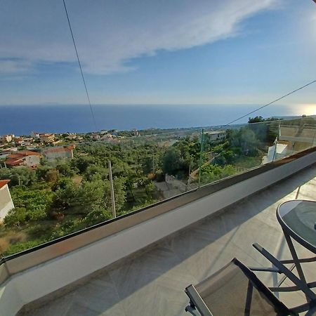 Апартаменти Ionian Pearl Дермі Екстер'єр фото